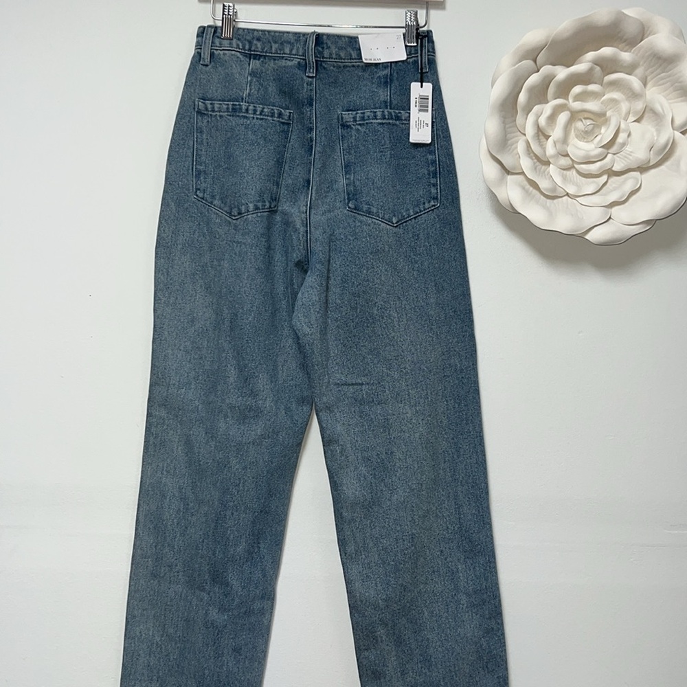 WEWOREWHAT Mom Jeans - Picture 8 of 9